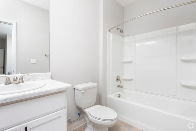 2BR, 2BA - 726SF