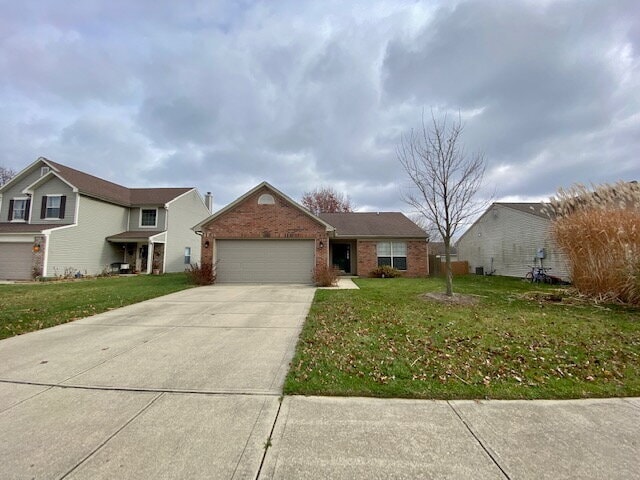 Building Photo - Beautiful 4 Bedroom home in Plainfield! Huge Storage!