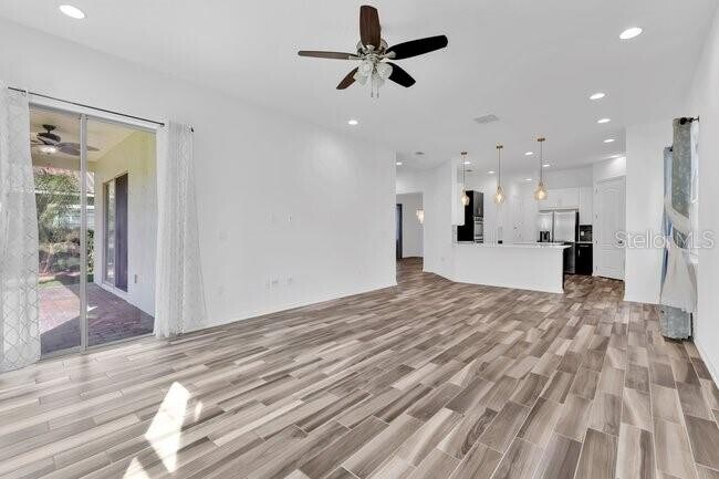 Photo - 10466 Siddington Dr