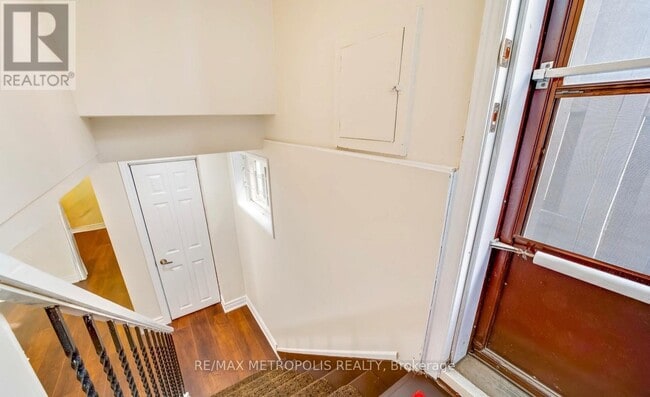 Photo - 103 Packard Blvd