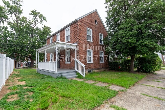 Building Photo - Beautifully Renovated 3 Bed/1 Bath Home in Fairview!