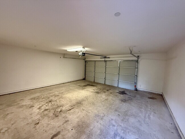 Photo - 4211 Delano Pl Unidad 5B