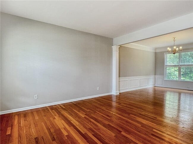Photo - 705 Redrift Ct