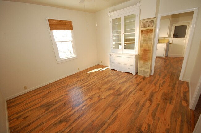 Photo - 53 Randolph St