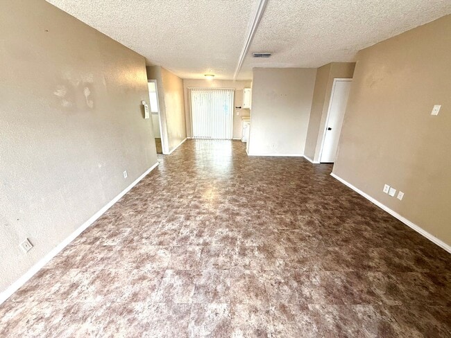 10610 Green Vista St