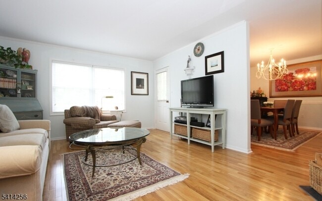 Photo - 25 Heritage Dr