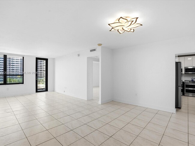 Photo - 10185 Collins Ave Unit 703