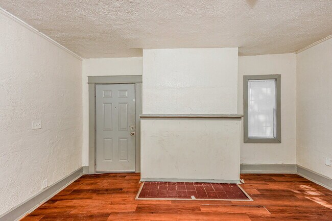 Photo - Charming Three Bedroom Home Near East Lake Park.