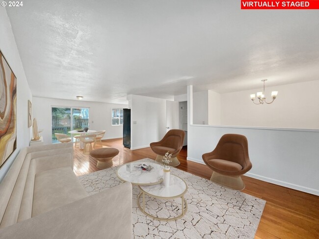 Photo - 4720 SW Palatine St