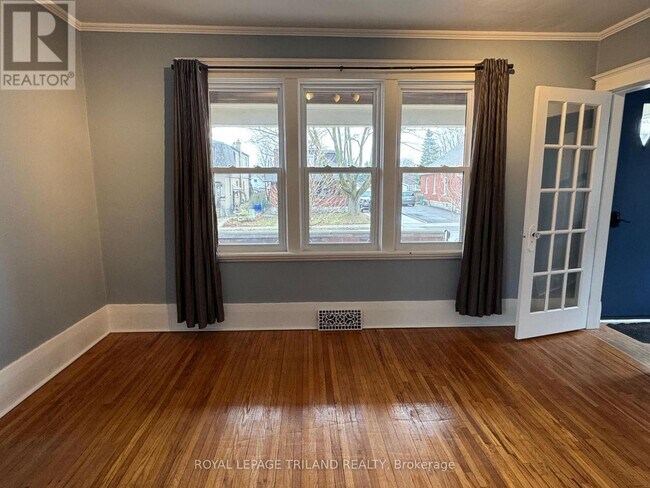 Photo - 140 Arundell St