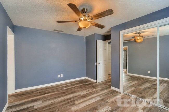 Photo - 1641 Patlin Cir N