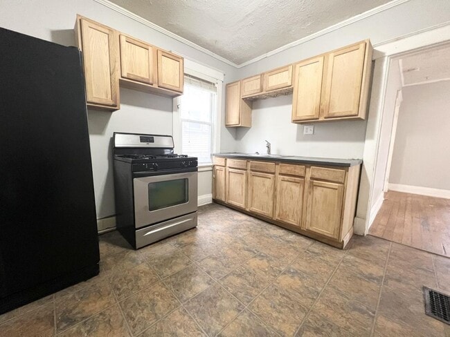 2861 Marshall Ave Unit 1