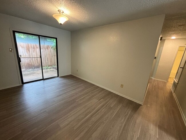 Photo - 3/2 in the Heart of North Austin!