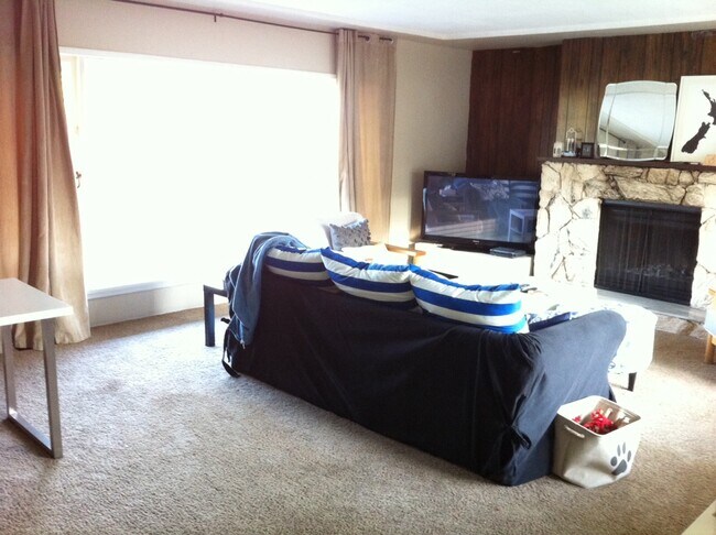 Photo - 10975 129A St Unité Main Floor