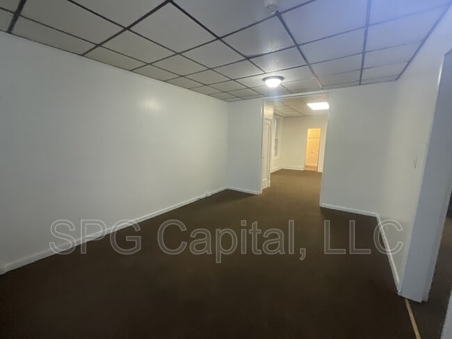 Photo - 266 W Jackson St