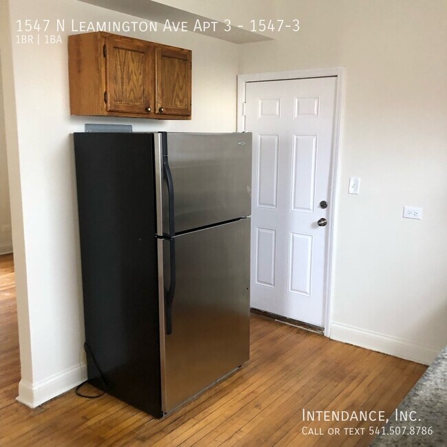 Photo - 1547 N Leamington Ave Unidad 1547-3