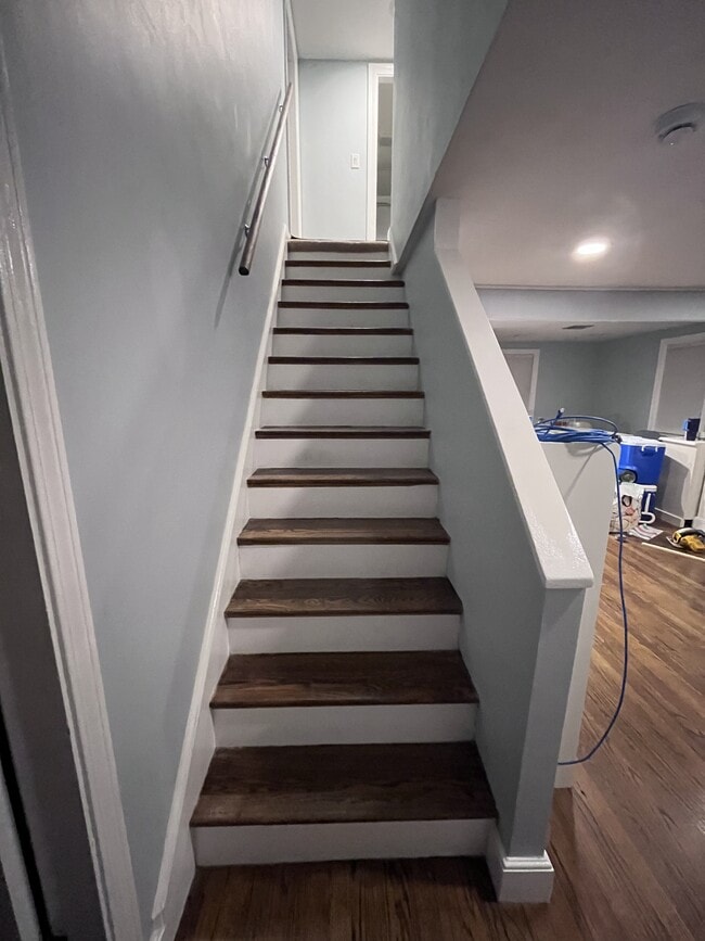 Building Photo - 48 Aberdeen Rd