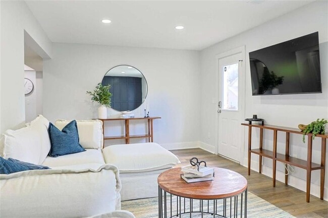 Photo - 2184 Skye Isles Pass SE