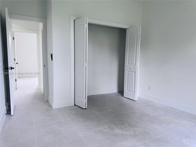 Photo - 3313 67th St W