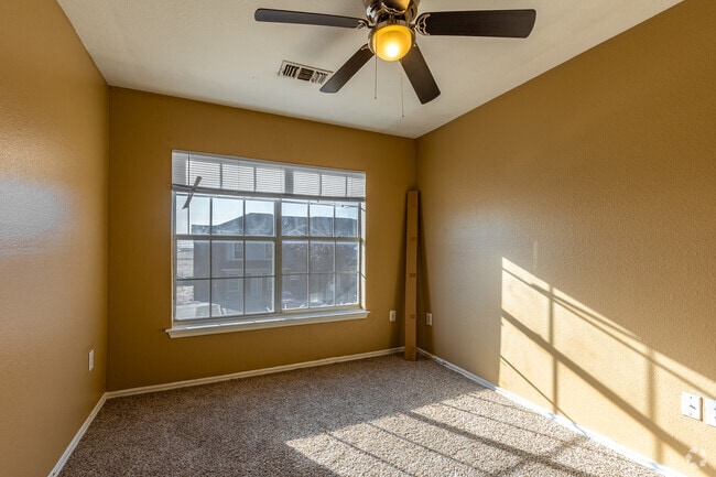 3BR, 2.5BA - 1,214SF - Primary Bedroom - Arbor Terrace Townhomes