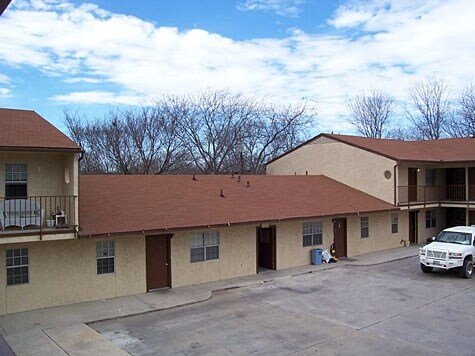 Pecan Tree Apartments - Pecan Tree Apartments