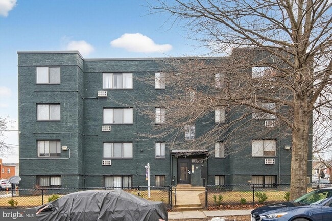 Photo - 4430 Martin Luther King Jr Ave SW