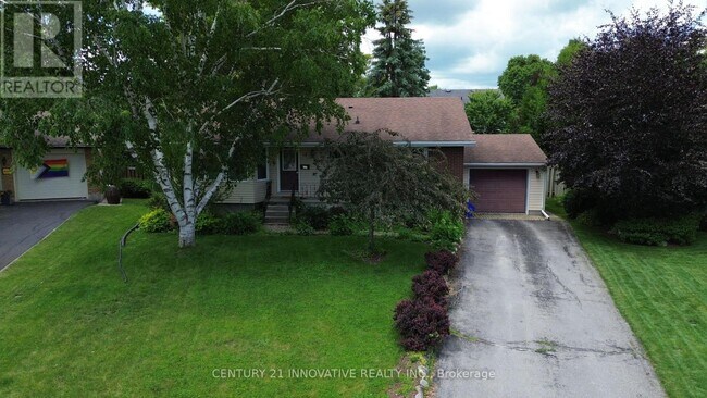 Photo - 12 Kingsway Ct