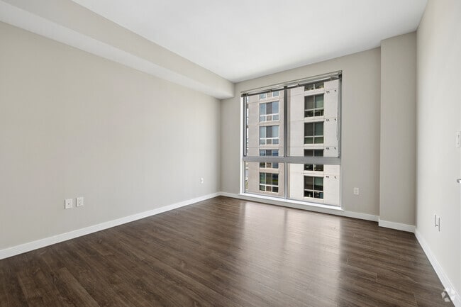 2BR, 2BA - 1,300SF - Second Bedroom