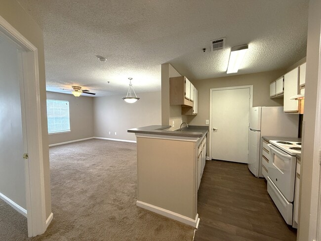 Photo - Bellewood Park Apartments