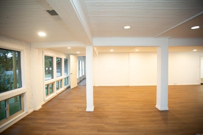 Photo - 13118 Old River Dr