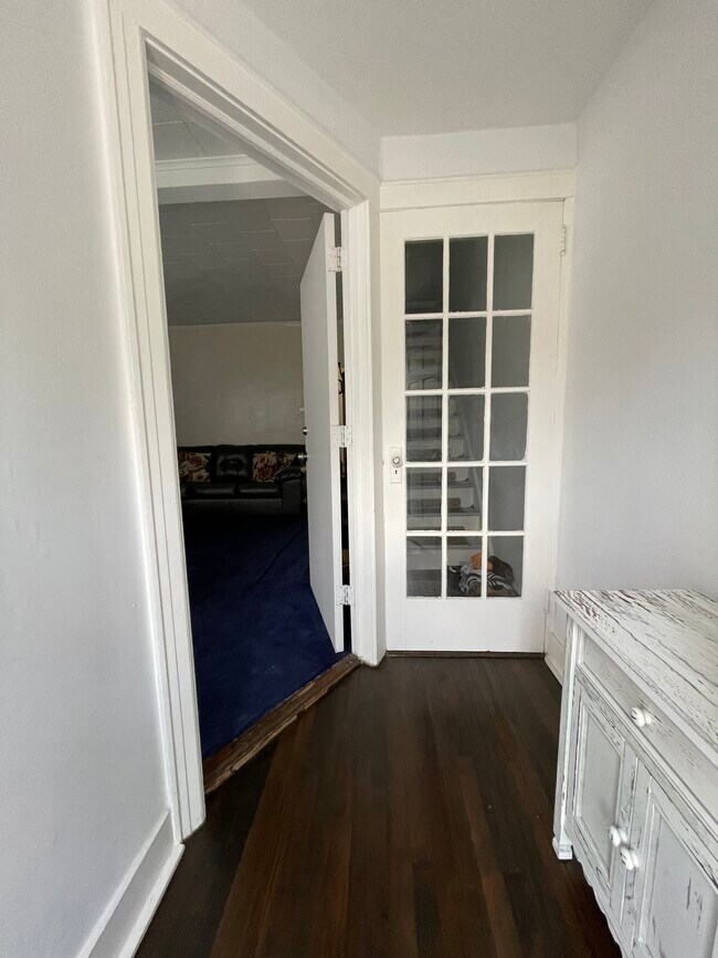 Photo - 8930 83rd Ave Unit Aparmtent 1st Floor