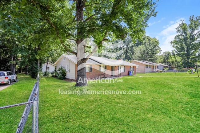 Photo - 5711 Teresa St