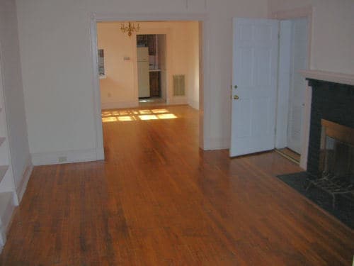 Building Photo - --APPLICATION PENDING CURRENTLY UNAVAILABLE-- 2 BR / 1 BA Condo in Byrd Park. No pets.  Available... Unit 10