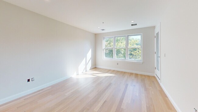 Photo - 318 Rindge Ave Condo Unit 212