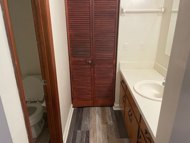 Photo - 1873 Larette Dr