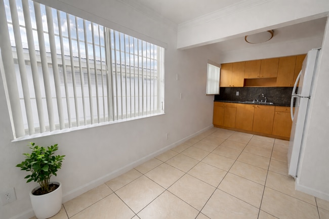 Photo - 3500 Jackson St Hollywood, FL 33021