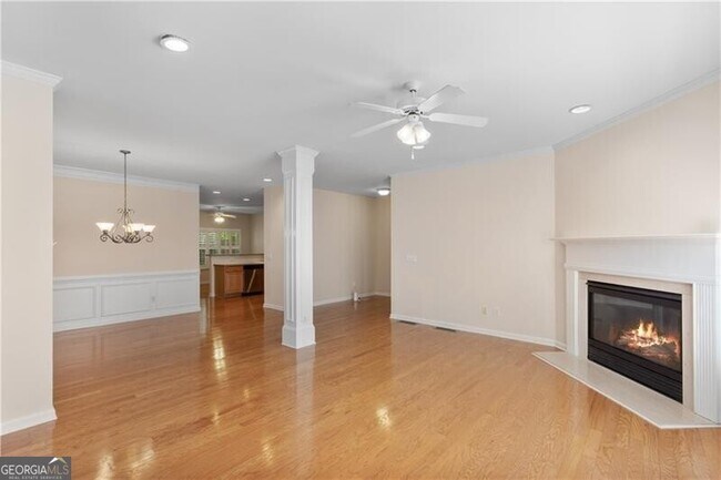 Photo - 1886 Greystone Oaks Way