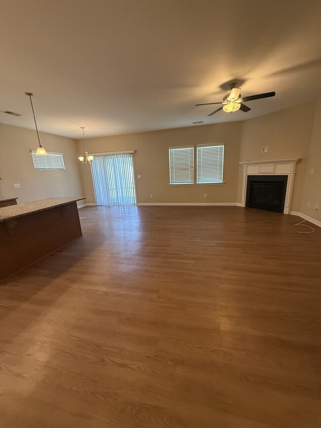 Photo - 222 Skyway Dr