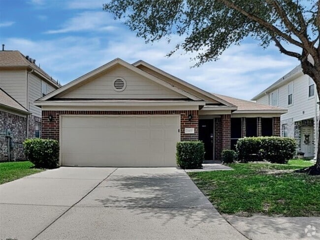 Building Photo - 2407 Aspen Dale Dr Rental