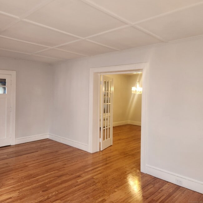 Building Photo - 9 Brewster St Rental
