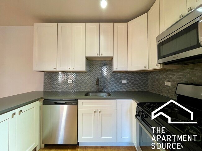 Photo - 2834 W Palmer St Unit 307