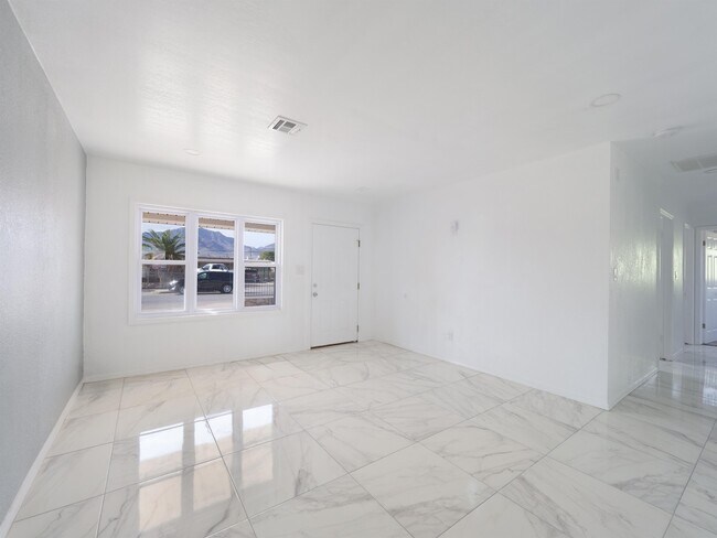 Photo - 8516 Mt Everest Dr