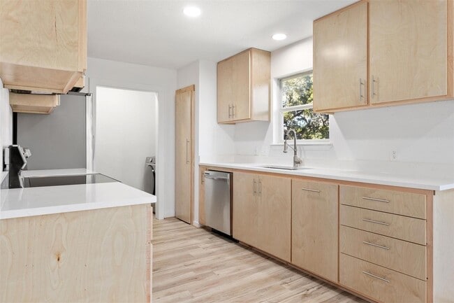 Photo - 85 Ridgewood Cir