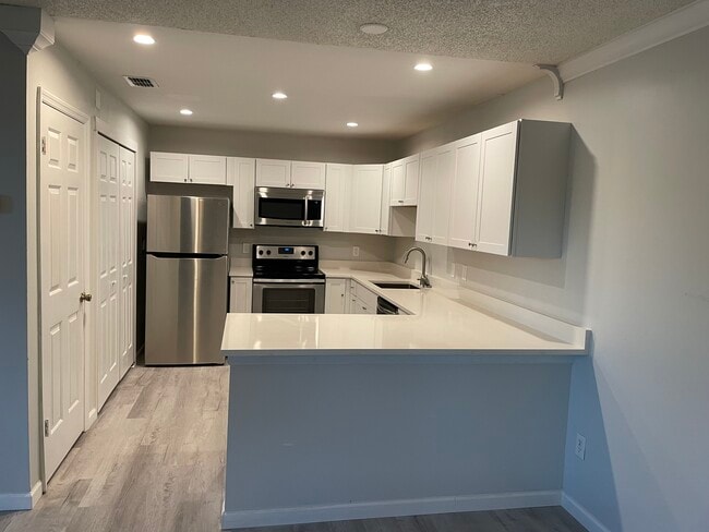 Photo - 67 Windtree Ln Unidad 67 Windtree lane Rental