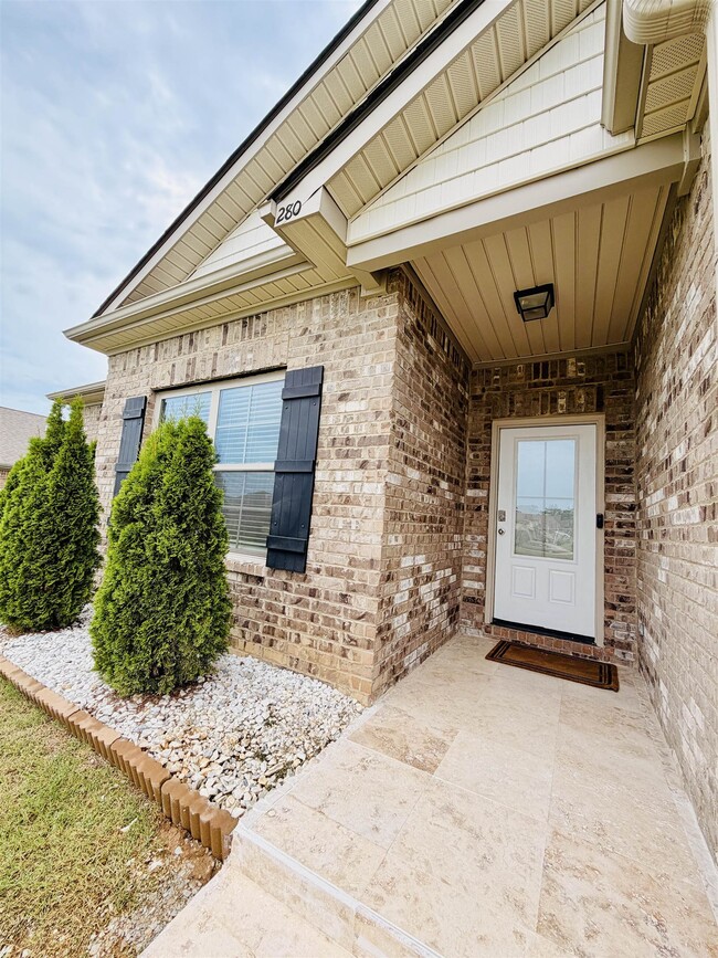 Photo - 280 Lilly Dr