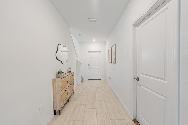 Photo - 11298 Radiant Shr Lp