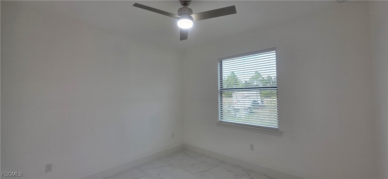 Photo - 925 Chenault St