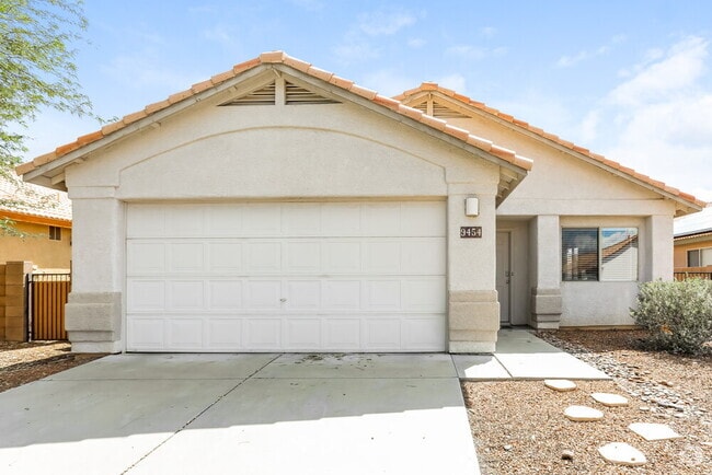 Building Photo - 9454 E Pale Blue Topaz Ln Rental