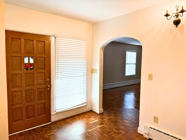 Photo - 1400 9th Ave