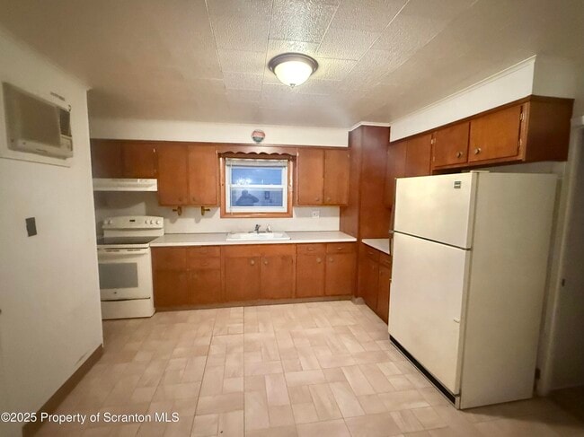 Photo - 89 Belmont St